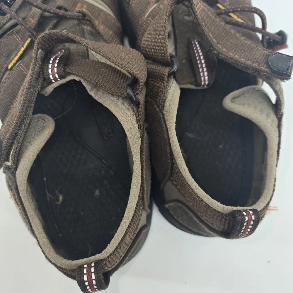 KEEN Newport H2 Youth Brown Waterproof Sport Sandals‎ Kids Size US 6